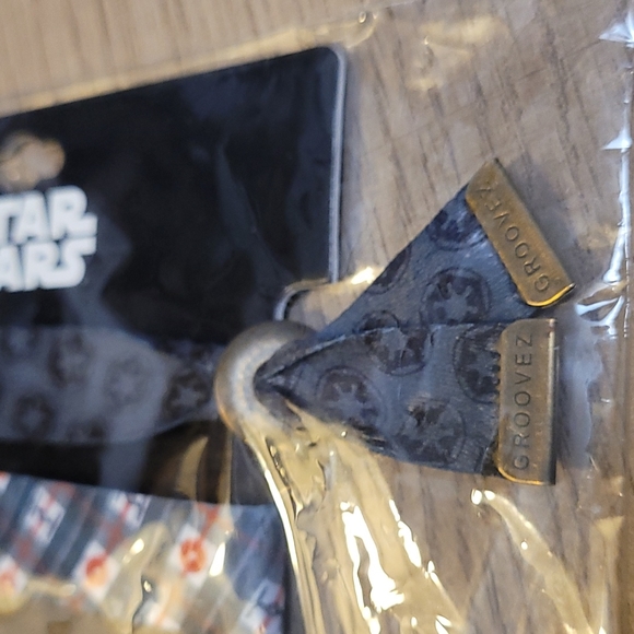 Star Wars Imperial Symbol Tie Fighter Unisex Wristbands Bracelets 2PKS - Picture 5 of 7